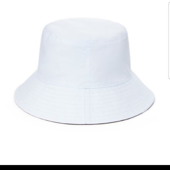 ALICE + OLIVIA bucket hat reversible daisy/white - Picture 3 of 5
